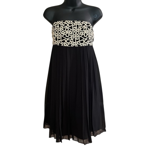 Lilly Pulitzer Strapless Black & Gold Formal Dress Size 4 - Picture 2 of 10